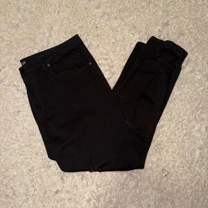 Destroyed black jeans